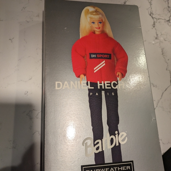Barbie DH Sport Doll - Picture 1 of 5